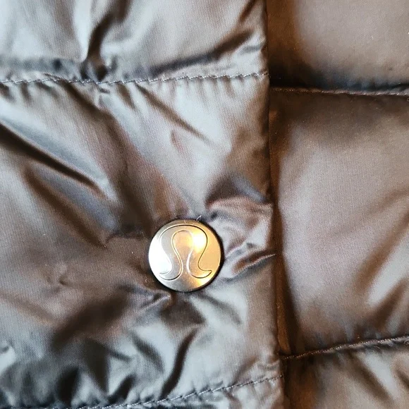 Lululemon | Rare Reversible Quilted Puffer Vest - Picture 15 of 17